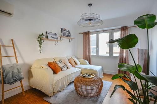 50 m - cocooning and chill - near the Velodrome