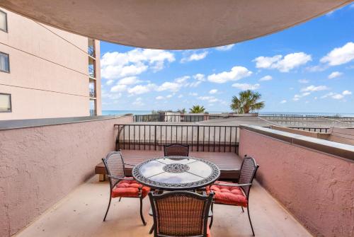 Balcon ou terrasse dans l'établissement Palms Resort Getaway