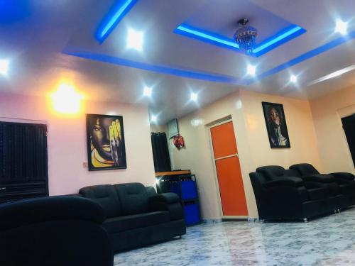 Posezení v ubytování Umbrella properties - Eleyele Ibadan