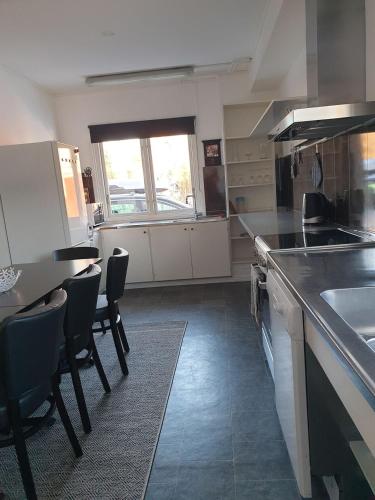 Una cocina o zona de cocina en Säfsen Stay