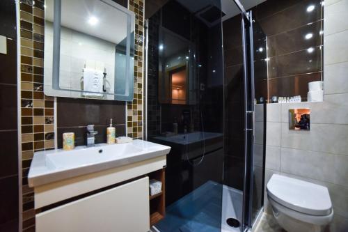 Ένα μπάνιο στο Apartman S1-2