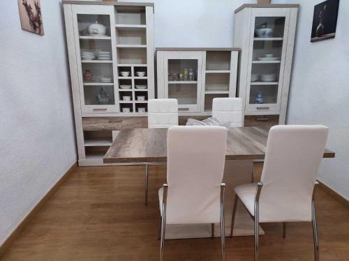 Apartamento con vistas a la Marina Real