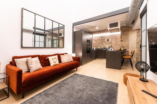 High ceiling gem in heart of Malaga historic district