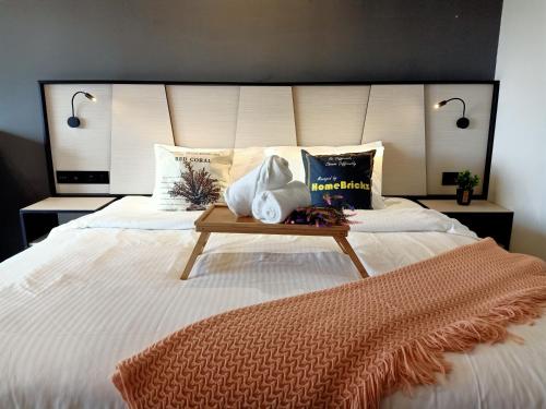 Bed & Pillow, KL by HomeBrickz, Kuala Lumpur – posodobljene cene za leto  2023