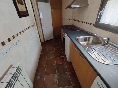 Η κουζίνα ή μικρή κουζίνα στο Apartamento en Las margas Golf