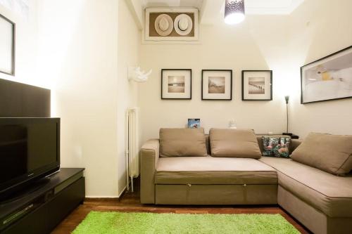 Acropolis Steps, City Apartment