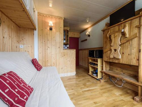 Charmant Studio Pour 2 Personnes, Rénové, au Pied des Pistes et au Centre des Menuires - FR-1-574-12