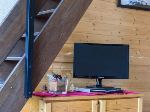 Appartement 2 pièces mezzanine avec parking privatif aux pieds des pistes, quartier calme des Fontanettes - FR-1-574-28