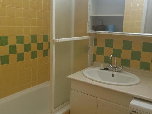 Appartement 5 pers, pied des pistes, WiFi, animaux admis - FR-1-574-35