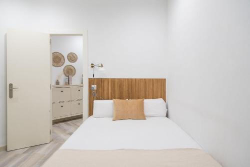 Apartment Next to Sagrada Familia, the Essence of Barcelona
