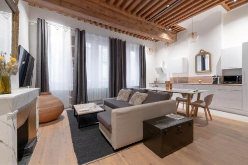 Kuchyňa alebo kuchynka v ubytovaní MiHotel Georges