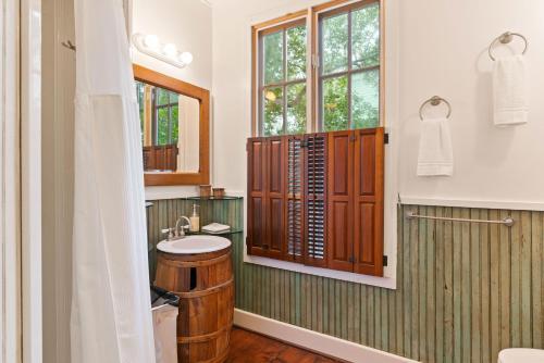 Koupelna v ubytování The Treehouse - 116 Florence Street