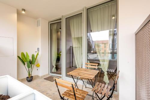 LUVI - De Rolandi - Il Cortile Milano