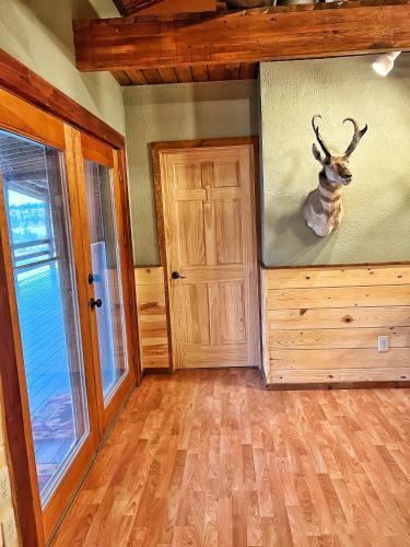 Imagen de la galería de The Lodge at Devils Tower, en Devils Tower