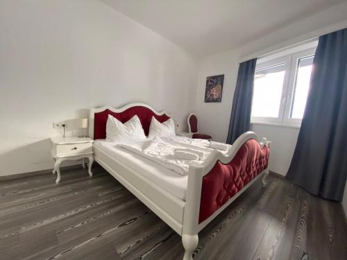 Postel nebo postele na pokoji v ubytování Lungau Living Appartements - Penthouse