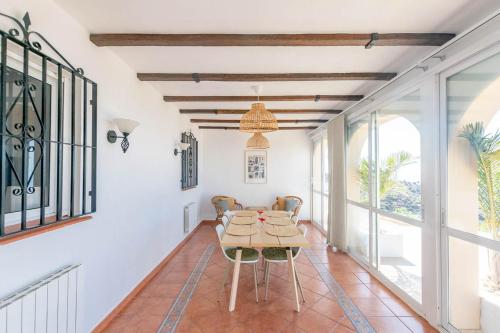 VillaVista mit Meerblick und privatem Pool