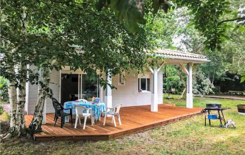 Stunning Home In Naujac-sur-mer With Wifi And 3 Bedrooms