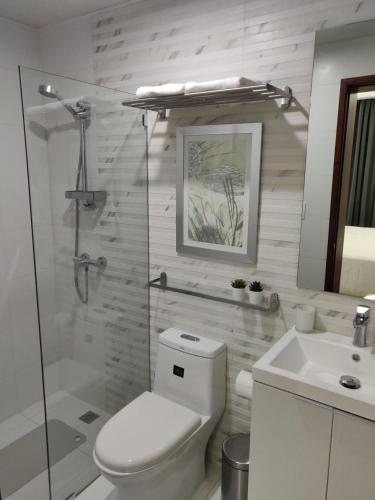 Ένα μπάνιο στο SOHA SUITES II