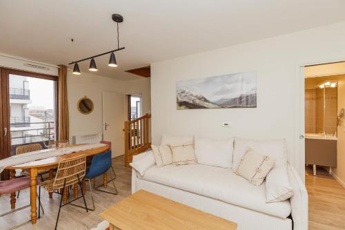 Very bright 66m with balcony – Photos 2