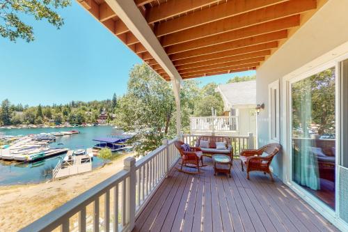 Bayfront Beauty - Main – Photos 3