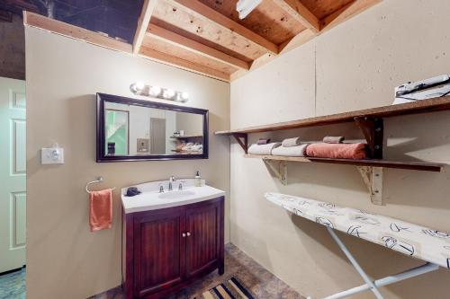 Ένα μπάνιο στο Beaver Lake Retreat