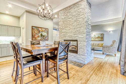 Eagle Crest Stunner – Photos 2