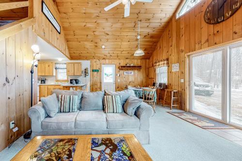 Barden Place Cabin – Photos 3