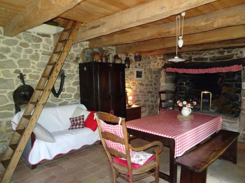 Photo de la galerie de l'établissement Holiday home near coast, Beuzec-Cap Sizun-formerly TUI Ferienhaus, à Beuzec-Cap-Sizun