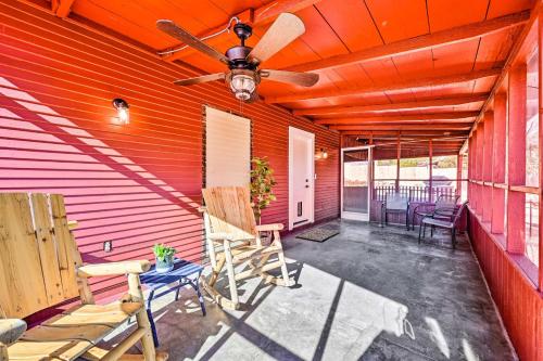 Φωτογραφία από το άλμπουμ του Peaceful Ranch Home with Sierra Nevada Views σε Woodlake