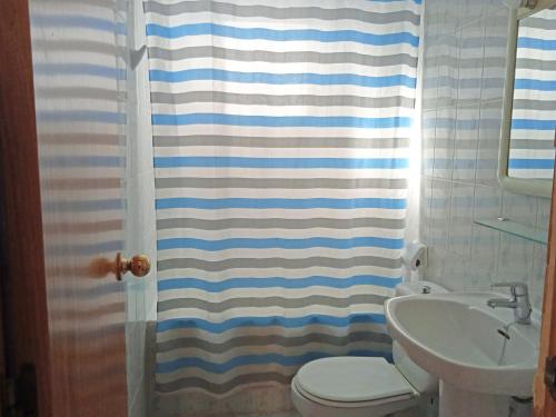 Ένα μπάνιο στο Villas Oropesa del Mar 3000