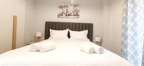 Athens' Secret Jewel by YHA