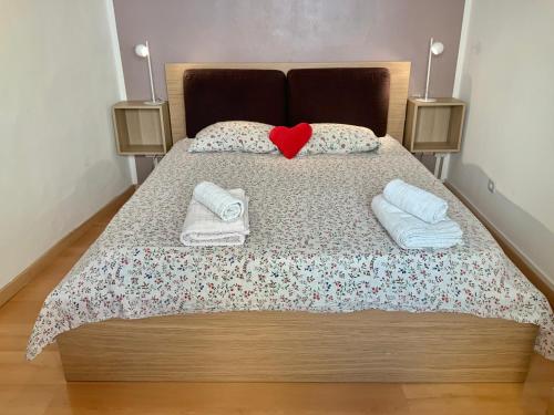 Very cosy flat in heart of Old Town of Nice near beach