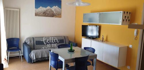 Fotografie z fotogalerie ubytování R11 - Appartamento con ampio terrazzo v destinaci Marcelli