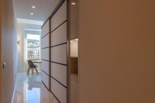 Sea view, vue sur la mer Port De Nice - Appartement de charme 2 P