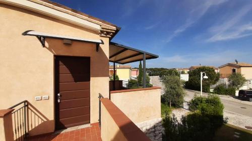 Bilocale in residence con piscine – Photos 3