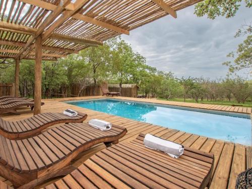 Piscina di Langa Langa Safari Camp - Inc 2 Kruger Safaris Daily o nelle vicinanze