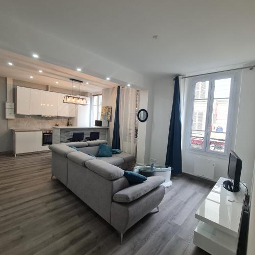 Appartement très lumineux porte de Saint-Cloud - F3 avec suite parentale