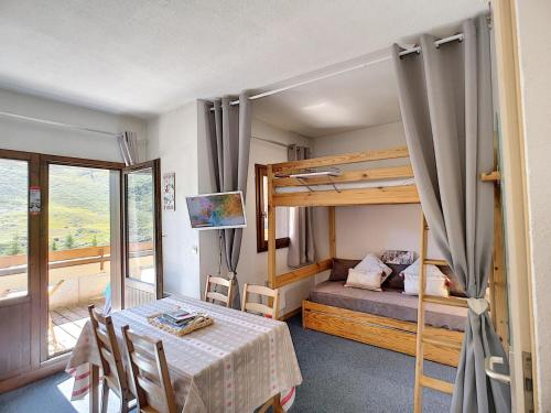 Studio Les Menuires, 1 pièce, 4 personnes - FR-1-178-341