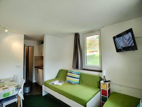 2 pièces 4 pers, balcon sud, parking, Les Menuires