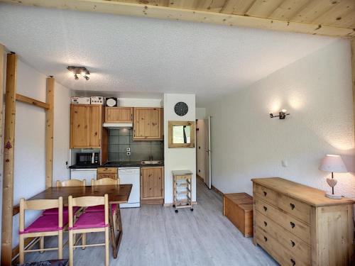 Bel Apt 2 Pièces rénové 5 pers 30m² Expo SO, Pistes & Commerces Proches, Wifi Inclus - FR-1-178-70