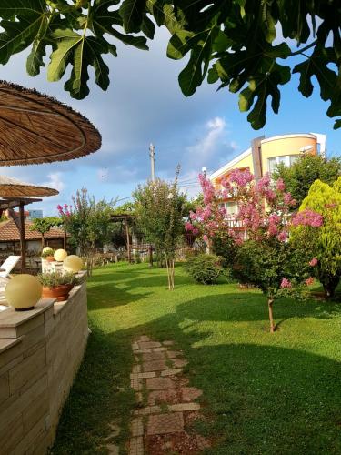 Gallery image of Casa Domingo in Sinemorets