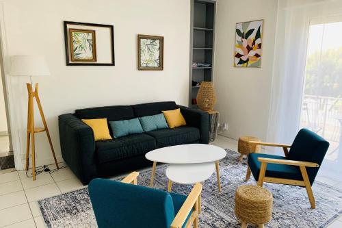 Photo de la galerie de l'établissement Villa in the pines near the beach, à La Tranche-sur-Mer