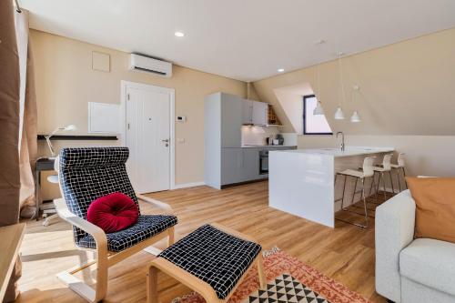 Setubal Prime Penthouse, By Home Match