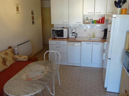 T2 à Sète avec Loggia Vue Marina, Parking Privé - FR-1-472-133