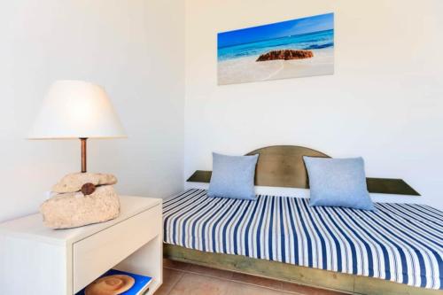 Fotografie z fotogalerie ubytování APARTAMENTOS SA VARADERO 3S CON VISTA MARE LATERALE v destinaci Es Pujols