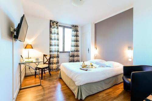 Logis Hôtel & Restaurant des Pyrénées