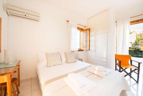 Χώρος καθιστικού στο Messini Agrilia Residence