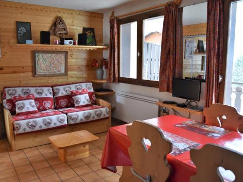 Appartement cosy et lumineux - 4 pers, balcon sud, départ skis aux pieds, proche centre et pistes - FR-1-464-93