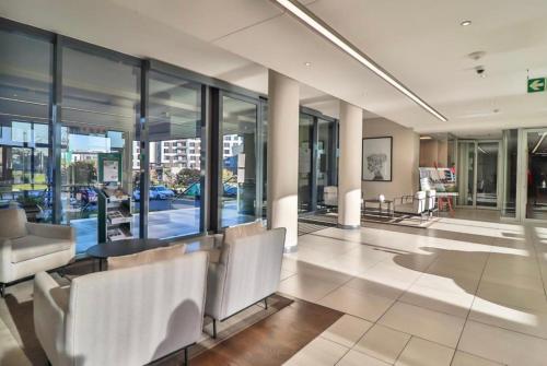 Menlyn Capital Trilogy 913 – Photos 2