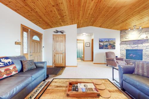 Creekside Home in Fairplay – Photos 2
